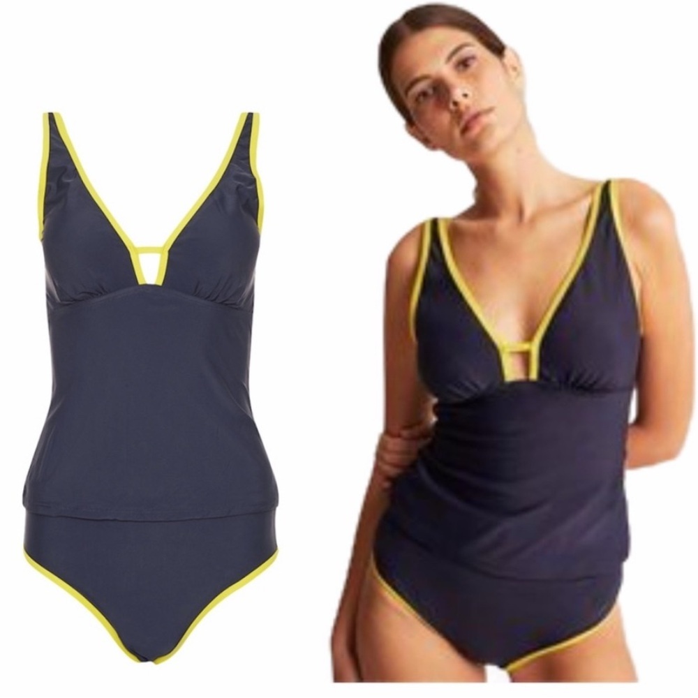Long tall Sally tankini- blue and yellows
Size 12